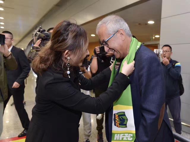 迷你裙